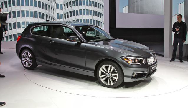BMW 1, вид сбоку