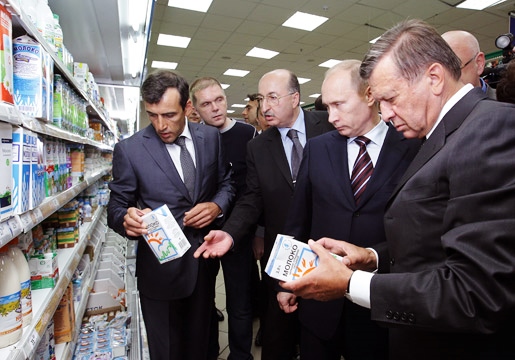 Путин смотрит на цены